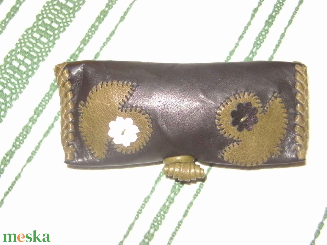 Kisvirág a szélben.....zsebkendőtartó rendelhető - táska & tok - pénztárca & más tok - zsebkendőtartó tok - Meska.hu