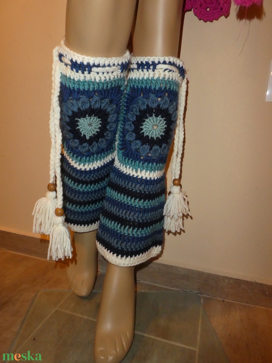 horgolt lábszár melegítő - ruha & divat - cipő & papucs - lábszármelegítő - Meska.hu