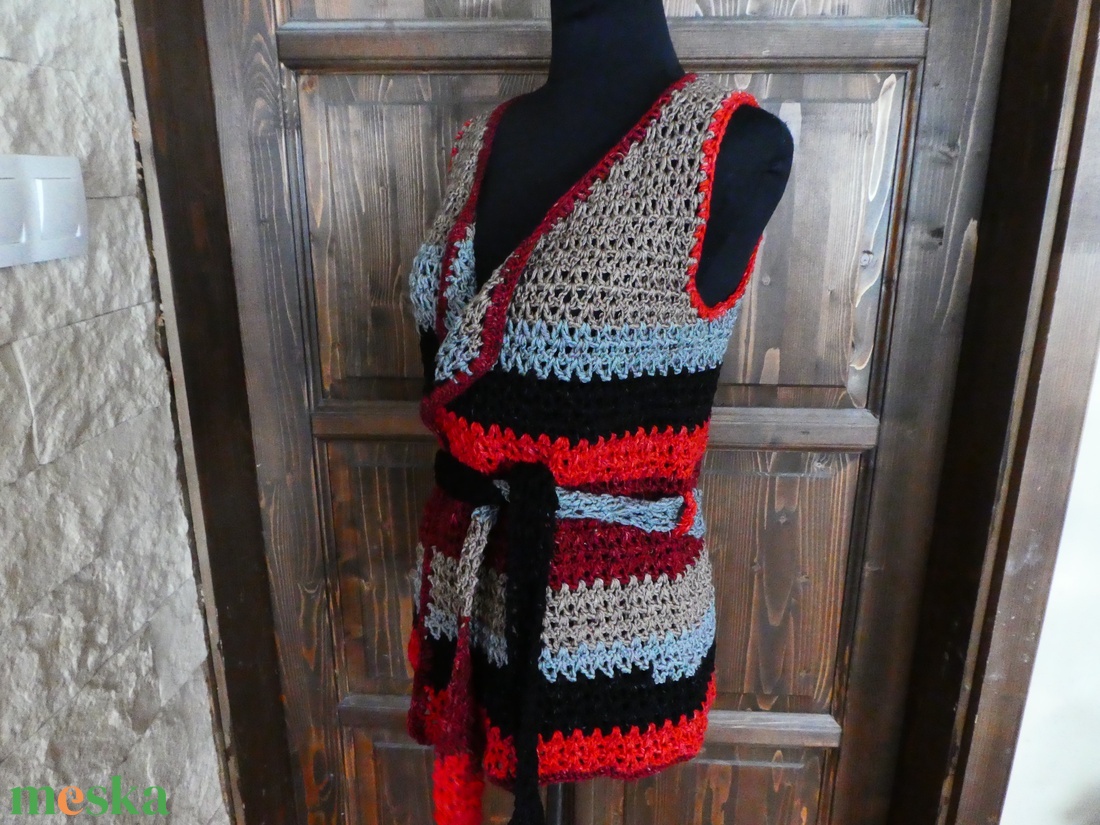 horgolt mellény s-m-es - ruha & divat - női ruha - mellény - Meska.hu