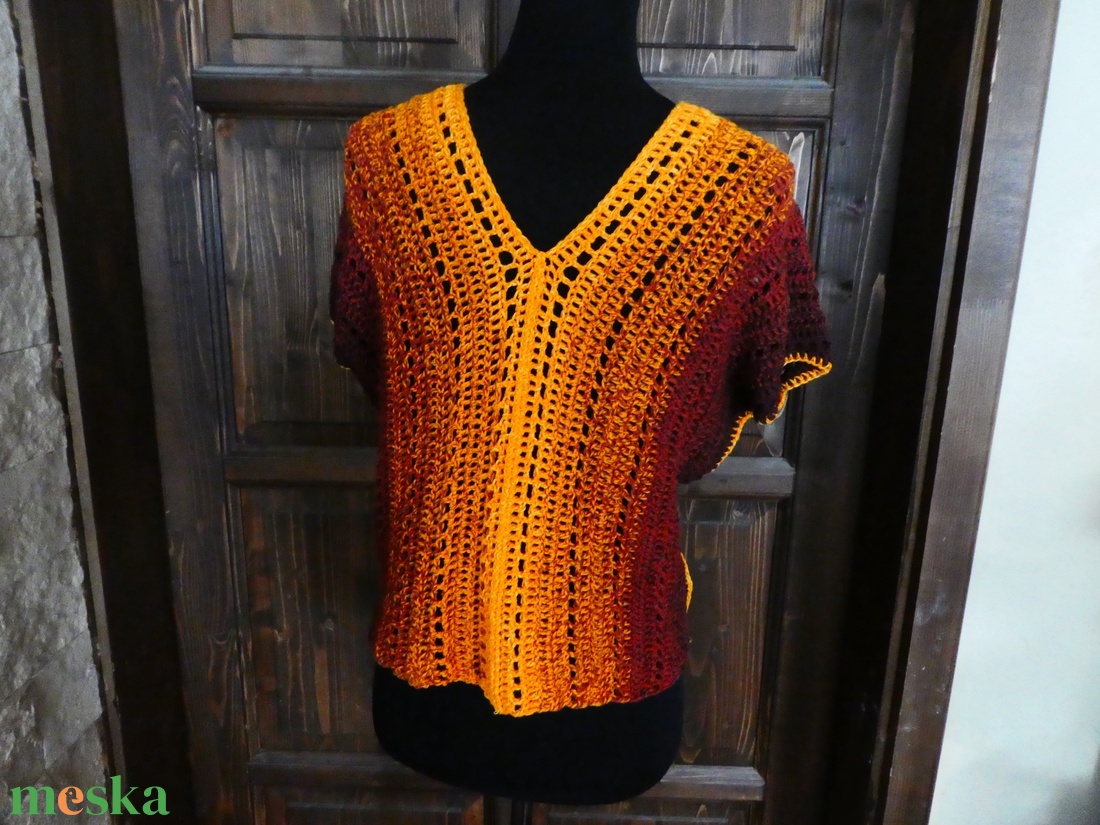 horgolt rövid bő laza s-m-es felső - ruha & divat - női ruha - mellény - Meska.hu