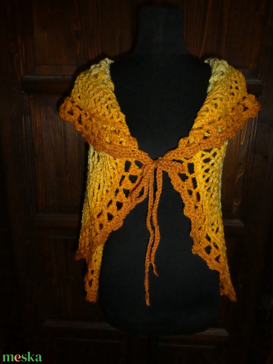 horgolt mellény m-es  - ruha & divat - női ruha - mellény - Meska.hu