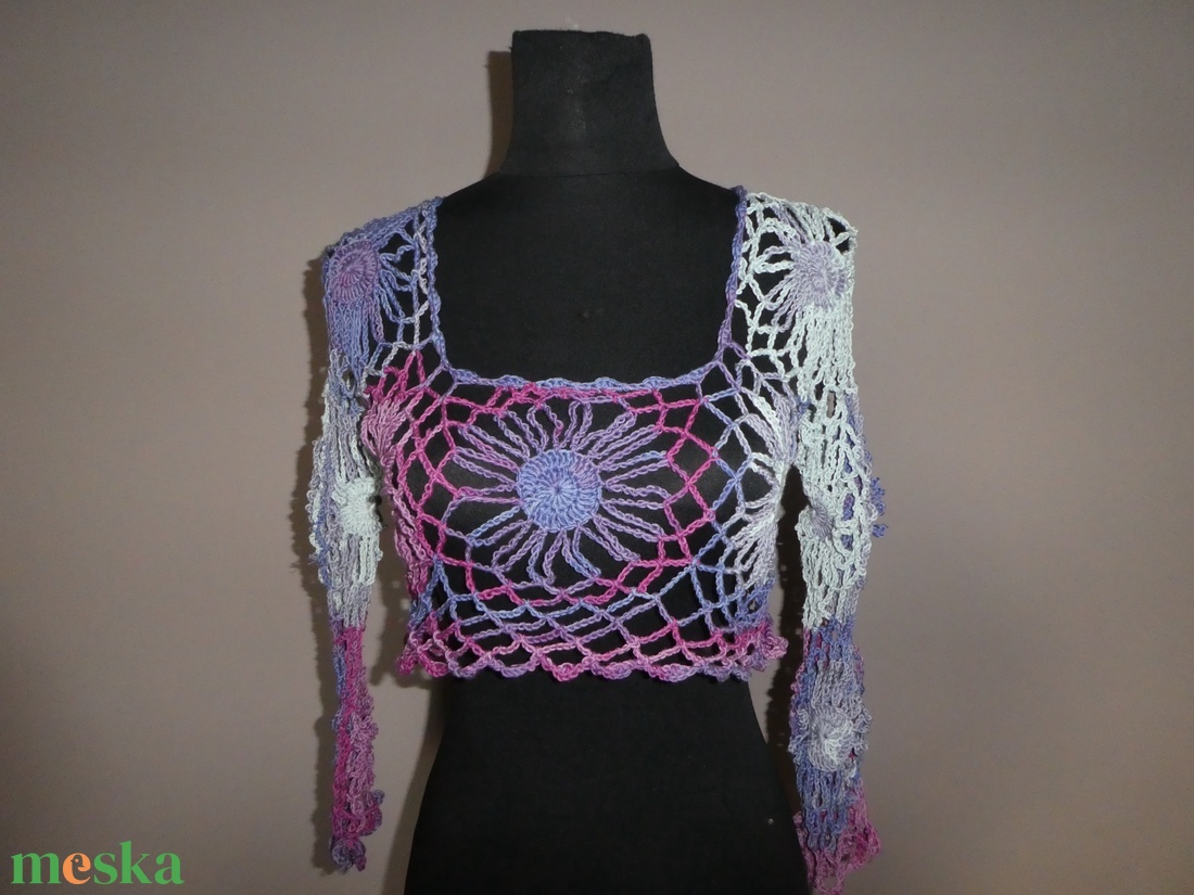 horgolt rövid felső 3/4-es ujjú s-m-es  - ruha & divat - női ruha - mellény - Meska.hu