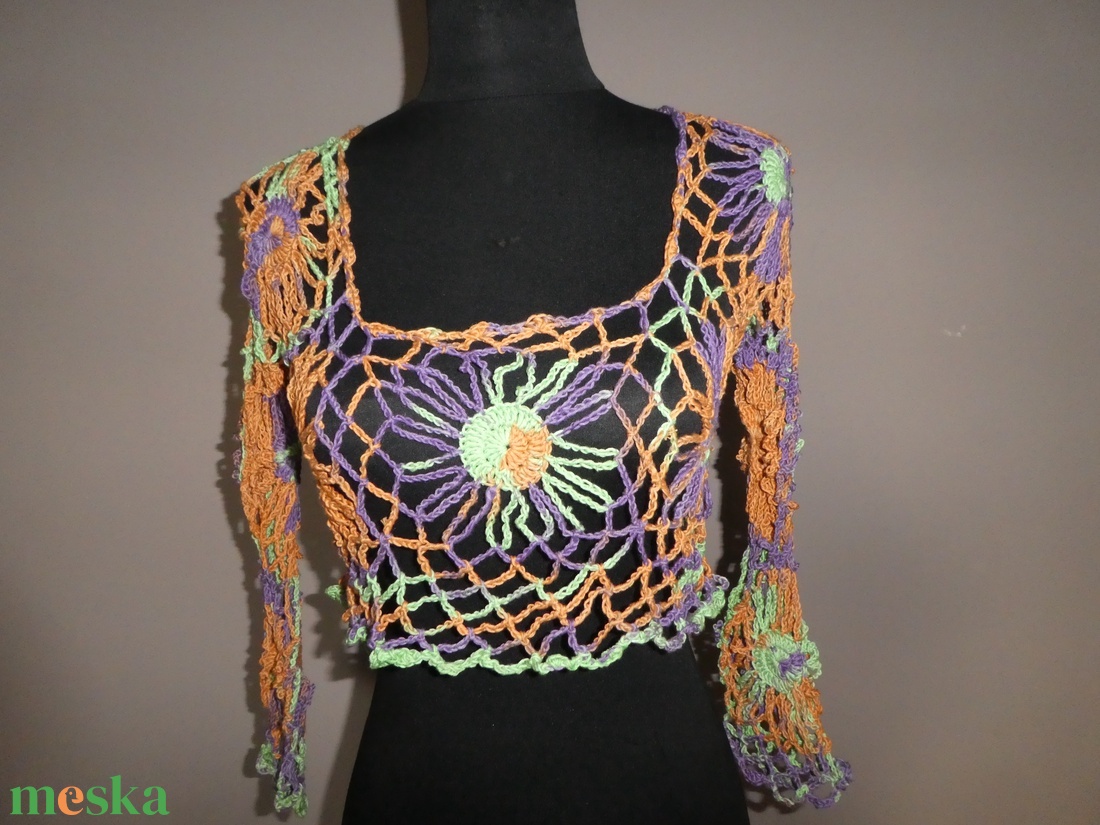 horgolt rövid felső 3/4-es ujjú s-m-es  - ruha & divat - női ruha - mellény - Meska.hu