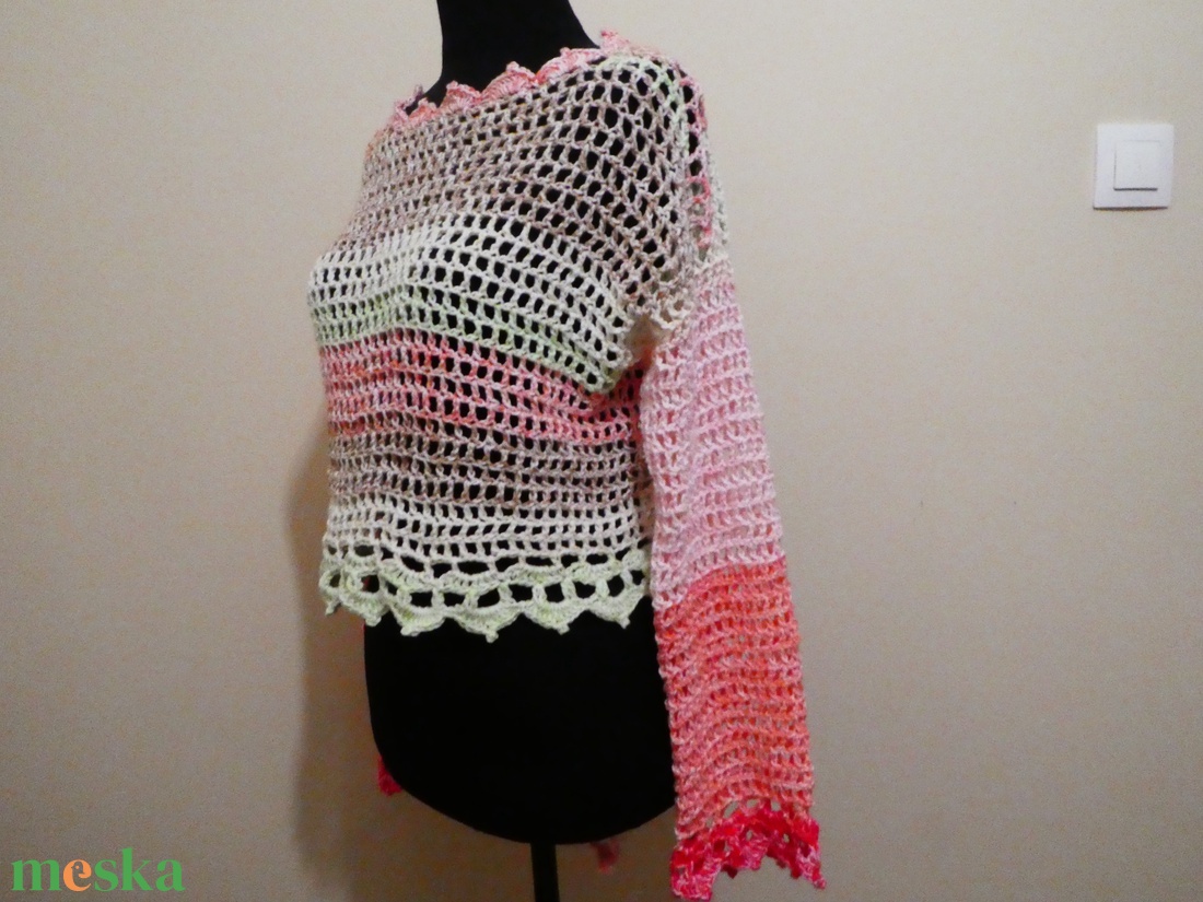 horgolt rövid laza felső  - ruha & divat - női ruha - póló, felső - Meska.hu