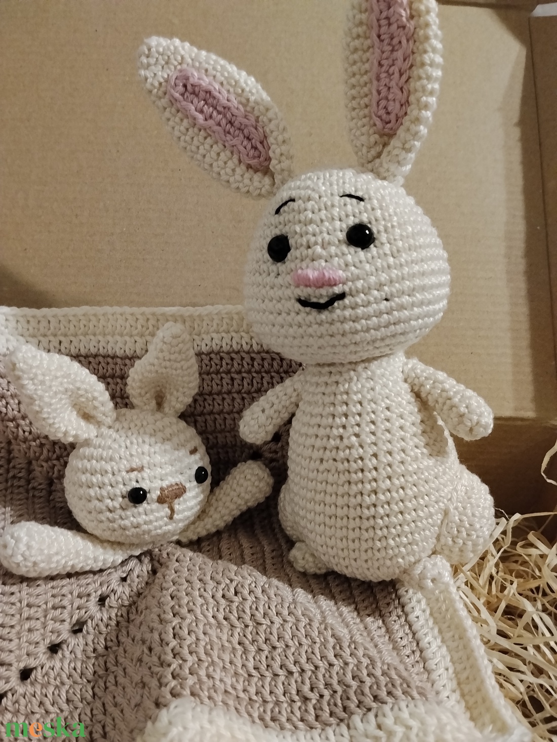 Nyuszis szett  - baba - mama - baba játékok - szundikendő, alvóka - Meska.hu