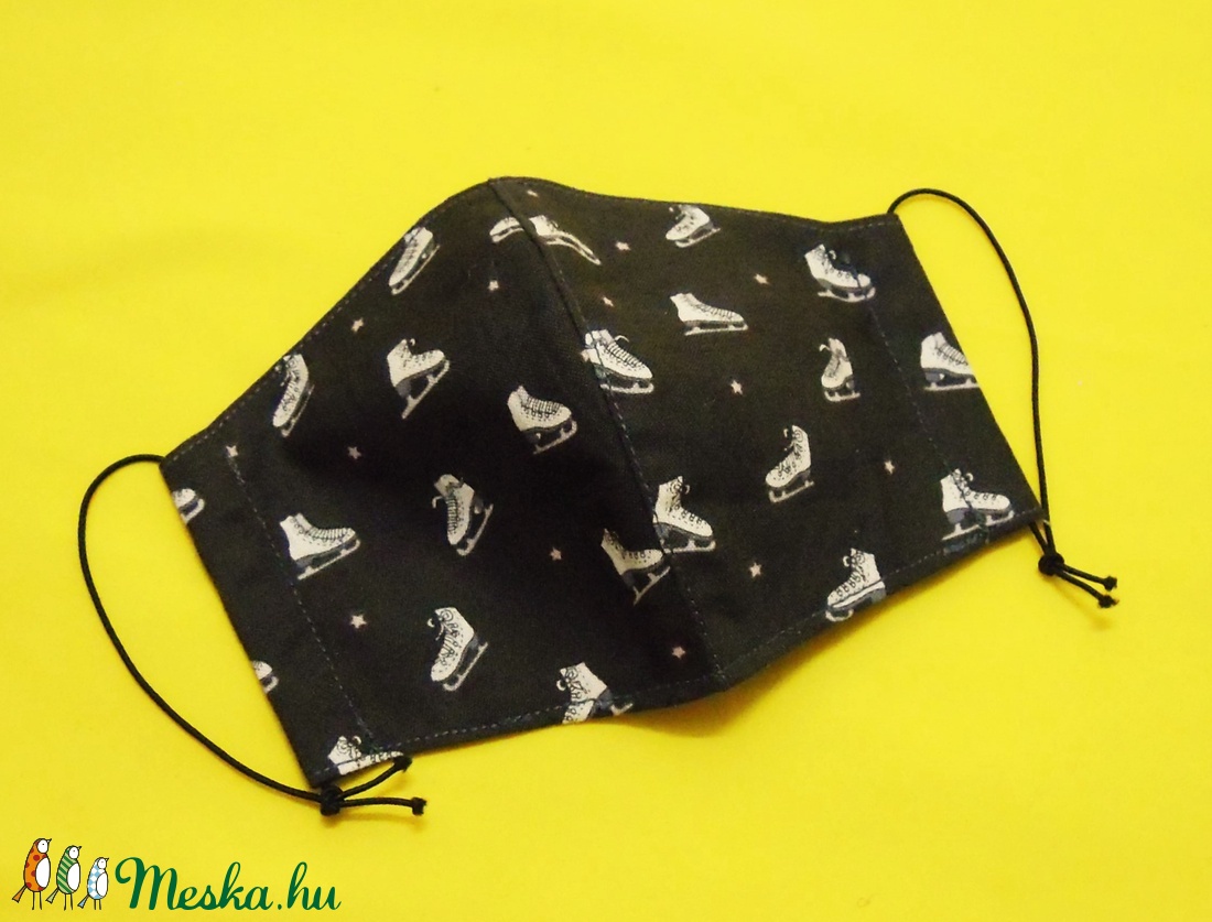 KORCSOLYÁS arcmaszk - kis méret - minőségi pamutból - gyerek - gyerek - Meska.hu