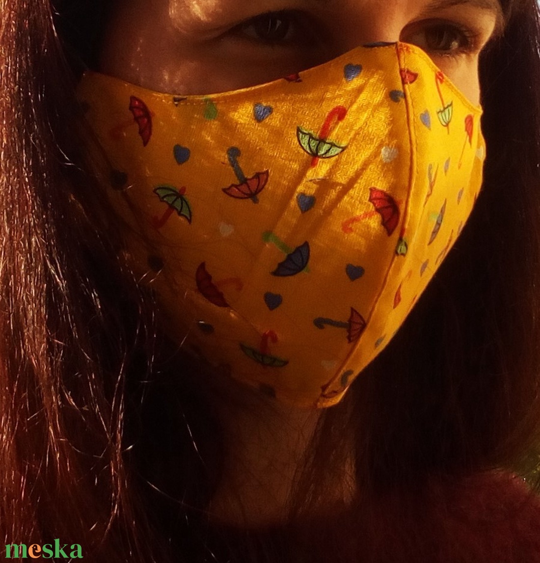 Színes esernyők - sárga alapon M női méret szájmaszk - ruha & divat - maszk, arcmaszk - női - Meska.hu