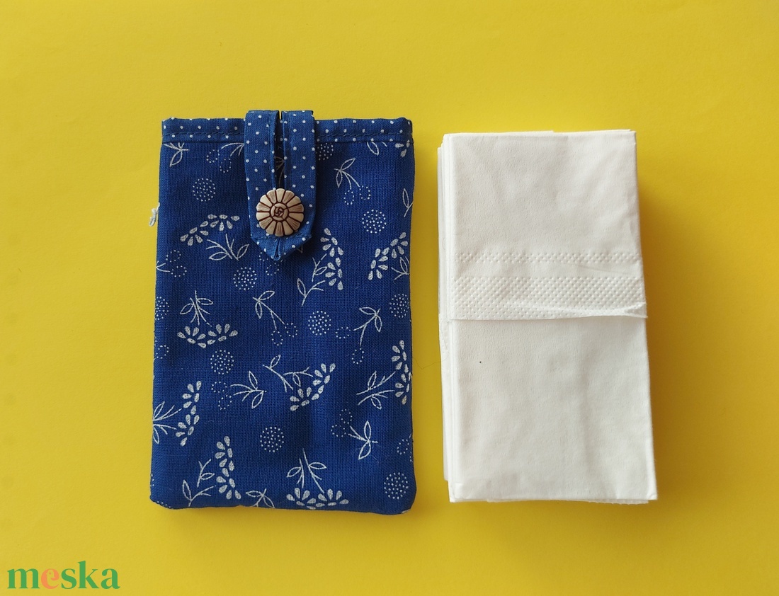 Kék virágmintás zsebkendőtartó - táska & tok - pénztárca & más tok - zsebkendőtartó tok - Meska.hu