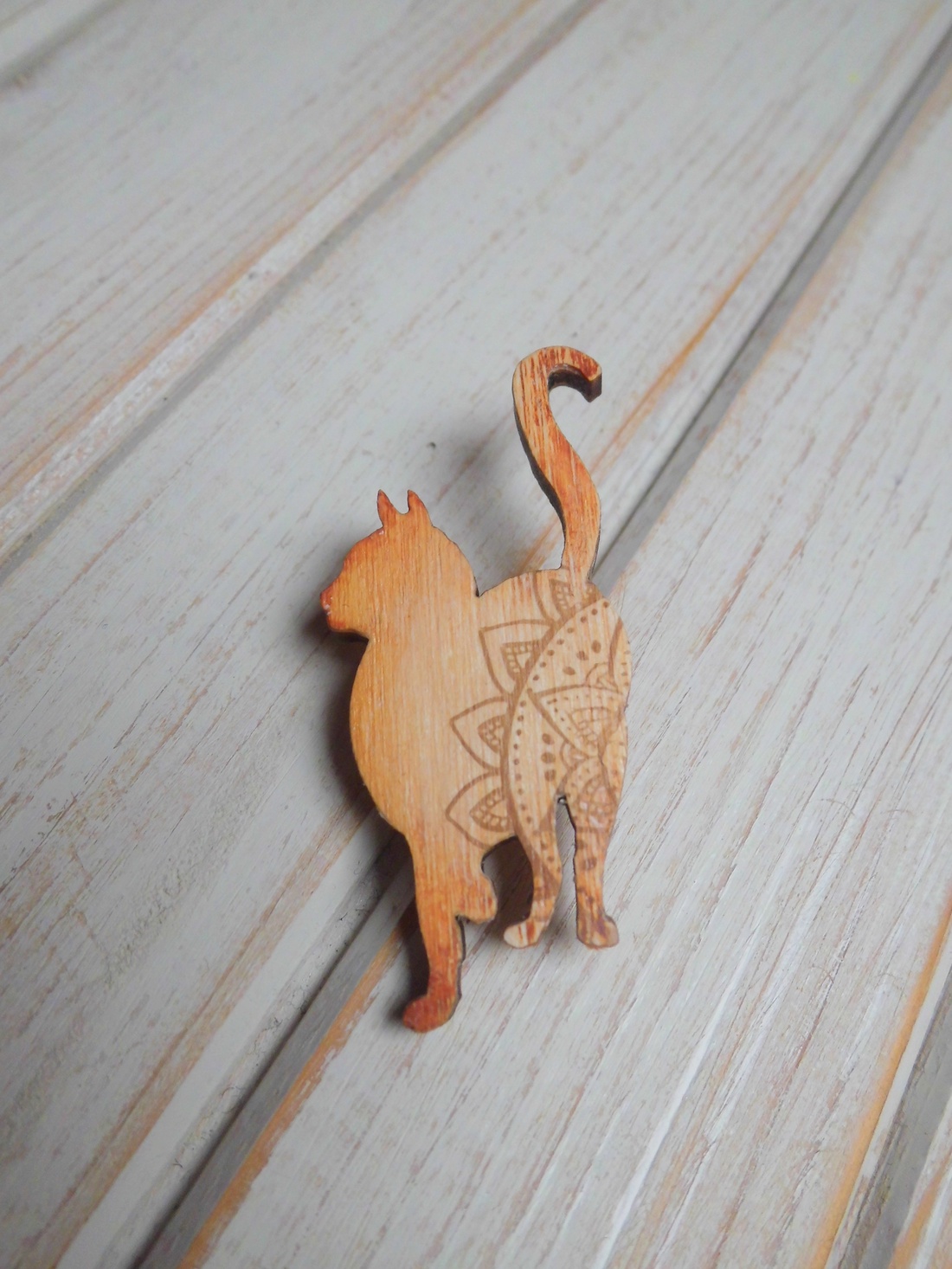 Indiai mintájú cica,macska fa bross, kitűző -  - Meska.hu