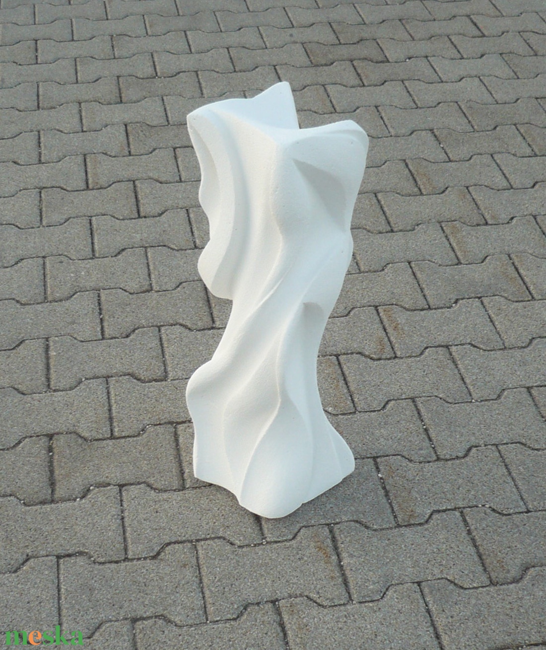 Organikus kerti szobor - egyedileg kézzel faragott kerti szobor (60cm magas) - művészet - szobor - kő - Meska.hu Organikus kerti szobor - egyedileg kézzel faragott kerti szobor (60cm magas) - művészet - szobor - kő - Meska.hu