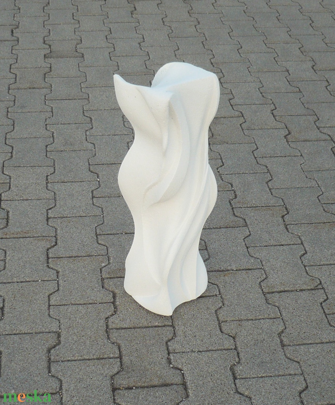 Organikus kerti szobor - egyedileg kézzel faragott kerti szobor (60cm magas) - művészet - szobor - kő - Meska.hu Organikus kerti szobor - egyedileg kézzel faragott kerti szobor (60cm magas) - művészet - szobor - kő - Meska.hu