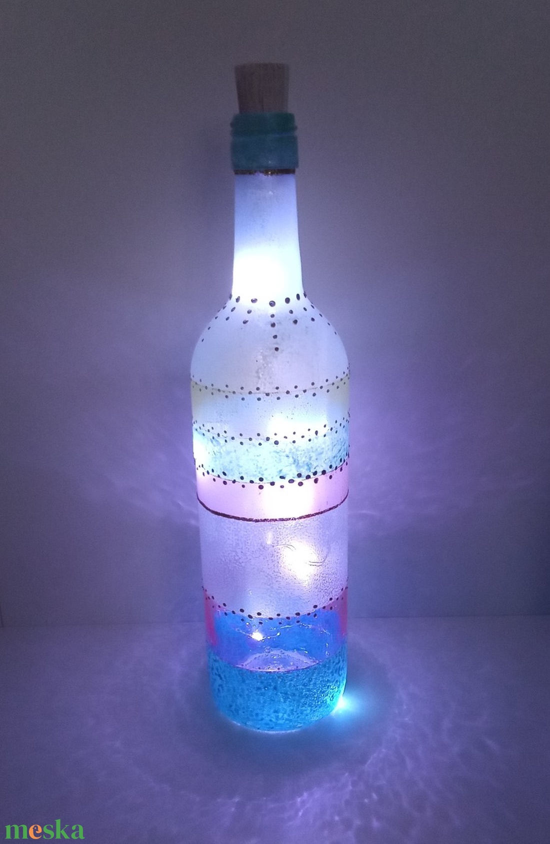 Pasztell üveglámpás - egyedi festett üveg bottlelamp - otthon & lakás - lámpa - hangulatlámpa - Meska.hu