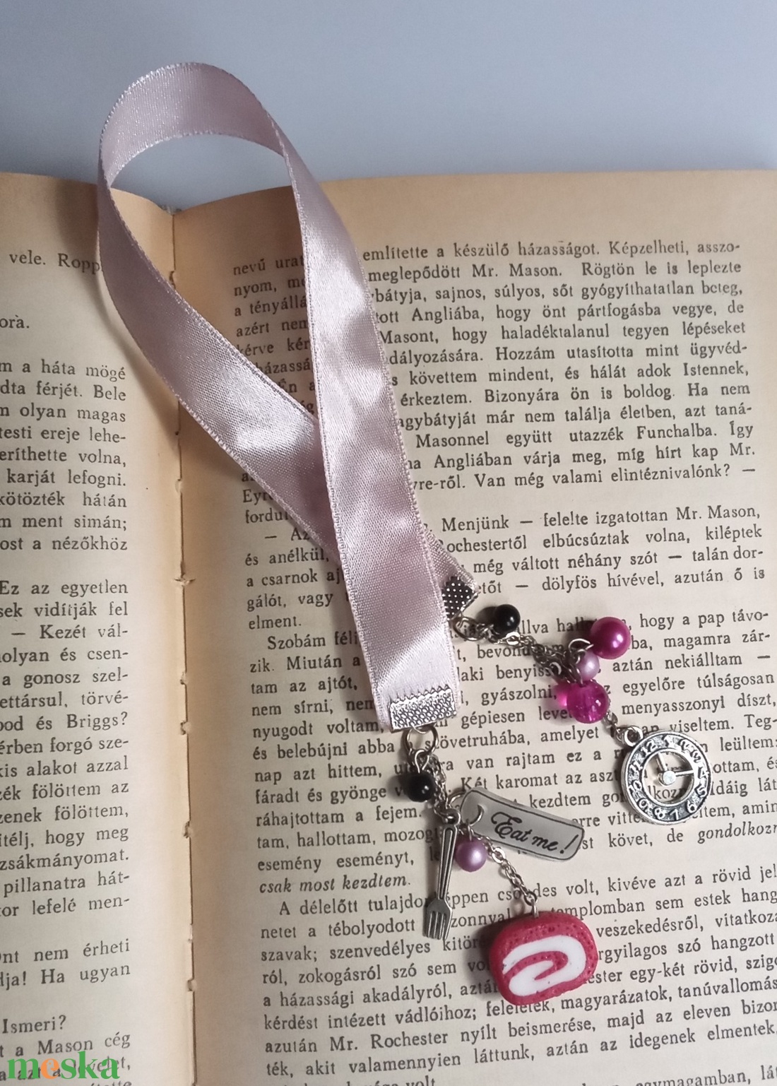 Sütizzünk! - rózsaszín szatén könyvjelző - 3/6 - könyv & zene - könyvjelző - Meska.hu Sütizzünk! - rózsaszín szatén könyvjelző - 3/6 - könyv & zene - könyvjelző - Meska.hu