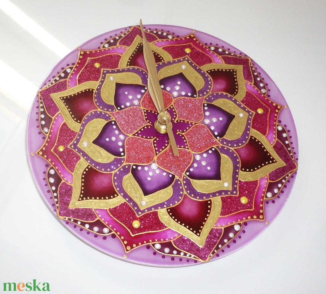 Belső Csillogás - Mandala, egyedi festett üveg falióra - otthon & életmód - dekoráció - fali és függő dekoráció - falióra & óra - Meska.hu Belső Csillogás - Mandala, egyedi festett üveg falióra - otthon & életmód - dekoráció - fali és függő dekoráció - falióra & óra - Meska.hu