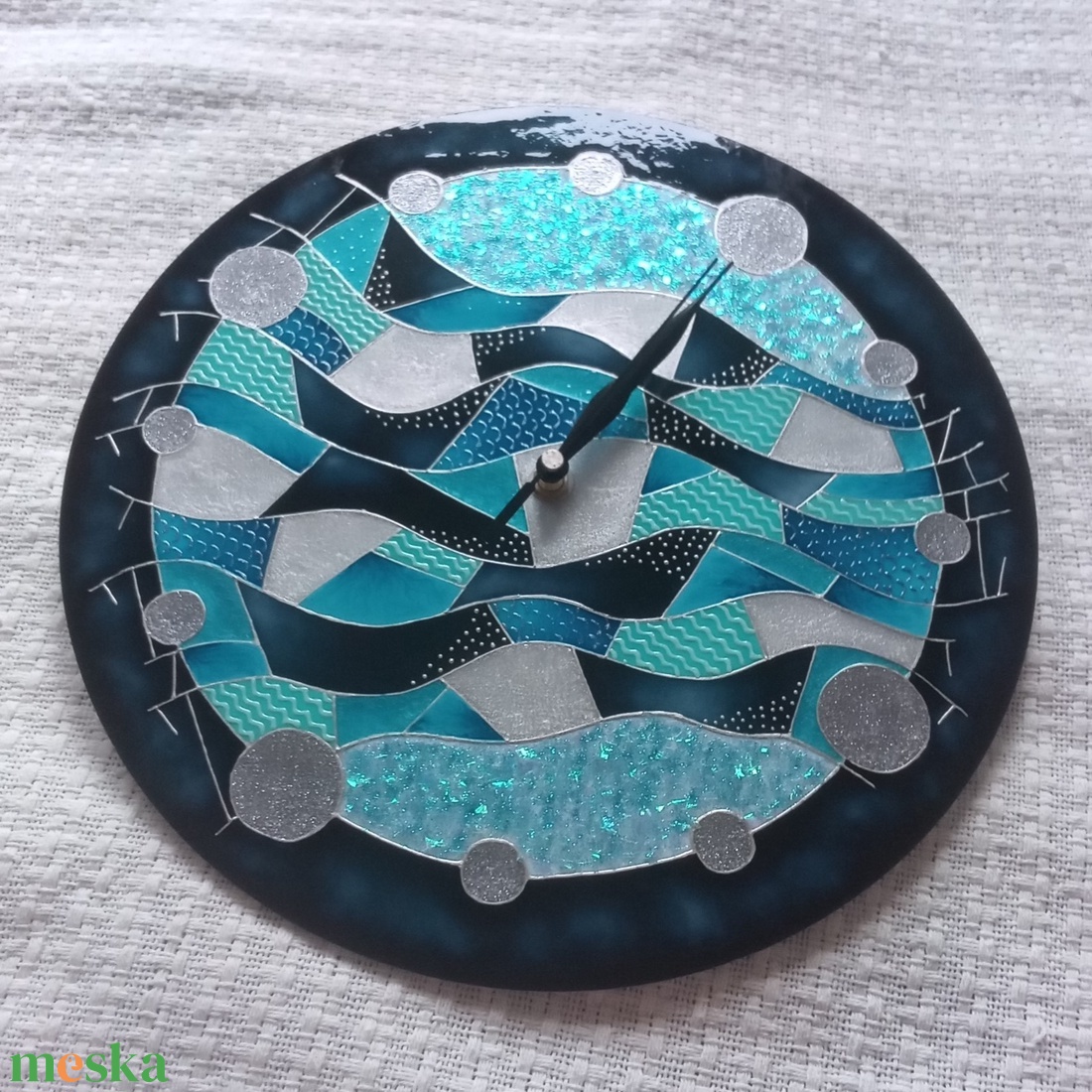 Kék absztrakt falióra - egyedi üvegplexi falióra, üvegfestészet (30cm) - otthon & életmód - dekoráció - fali és függő dekoráció - falióra & óra - Meska.hu Kék absztrakt falióra - egyedi üvegplexi falióra, üvegfestészet (30cm) - otthon & életmód - dekoráció - fali és függő dekoráció - falióra & óra - Meska.hu