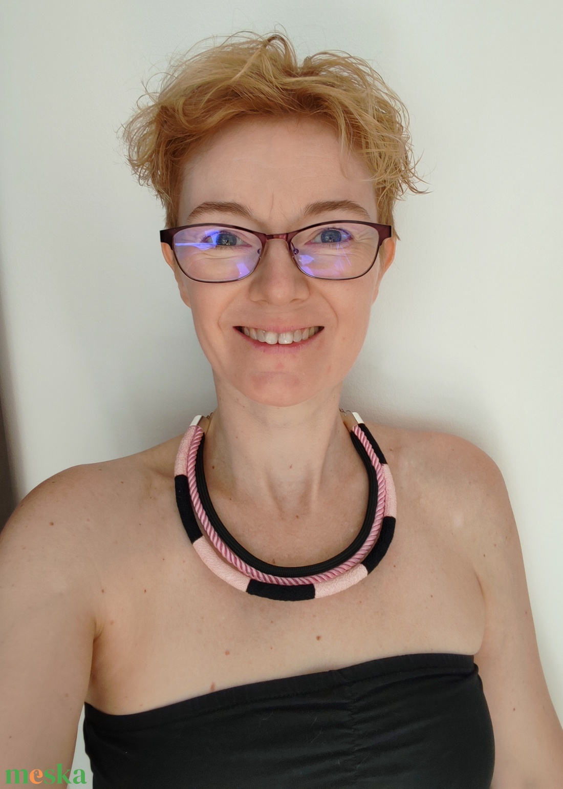 Rose Noir � Háromsoros Twist textildrapéria nyakék (Fekete és Púderrózsaszín) - ékszer - nyaklánc - többsoros nyaklánc - Meska.hu