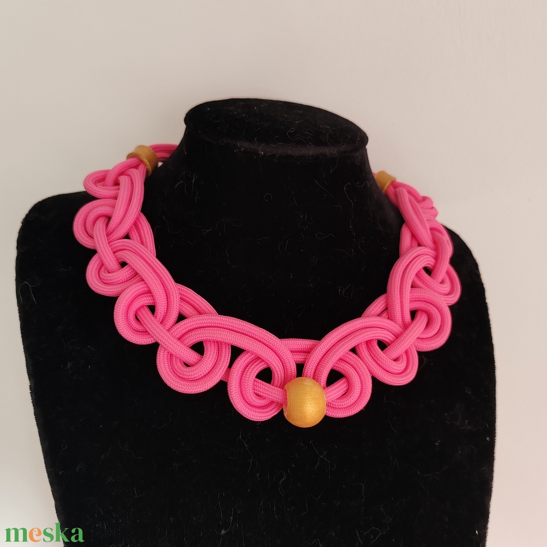 Pink makramé kötél nyaklánc � kézzel font statement ékszer - ékszer - nyaklánc - statement nyaklánc - Meska.hu