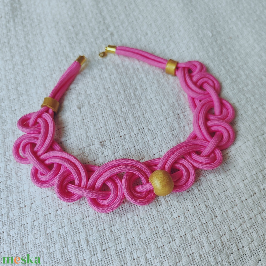 Pink makramé kötél nyaklánc � kézzel font statement ékszer - ékszer - nyaklánc - statement nyaklánc - Meska.hu