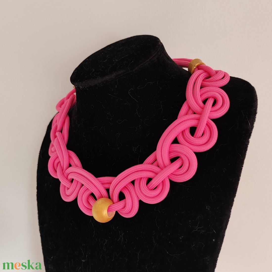 Pink makramé kötél nyaklánc � kézzel font statement ékszer - ékszer - nyaklánc - statement nyaklánc - Meska.hu