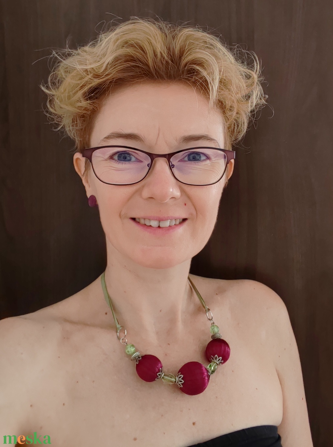 Burgundy és Pisztácia � Átkötős Szaténgolyós Statement Nyaklánc - ékszer - nyaklánc - statement nyaklánc - Meska.hu