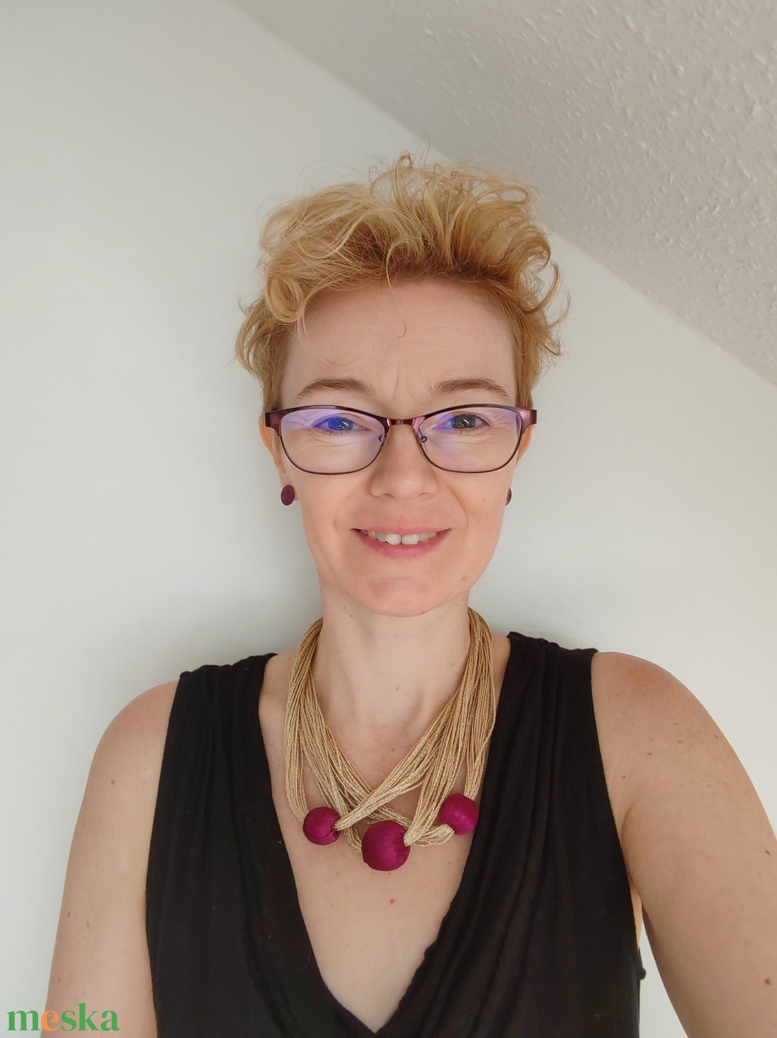 Burgundy Chic � Sokszálas statement textilnyaklánc kézzel bevont szatén golyókkal - ékszer - nyaklánc - statement nyaklánc - Meska.hu