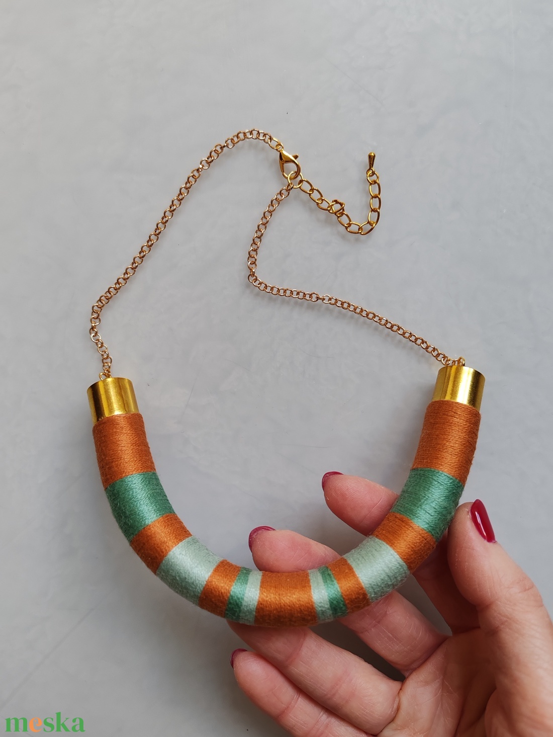 Terracotta - Mint Arc � Fonaltekercselt íves statement nyaklánc (42 cm + 5 cm) - ékszer - nyaklánc - statement nyaklánc - Meska.hu