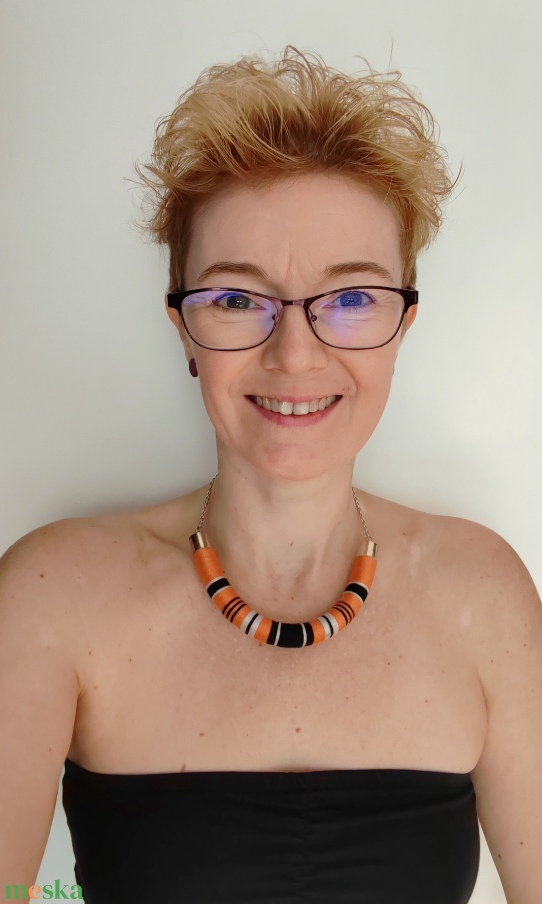 Orange - Black Graphic Arc � Fonaltekercselt íves statement nyaklánc (43 cm + 5 cm) - ékszer - nyaklánc - statement nyaklánc - Meska.hu