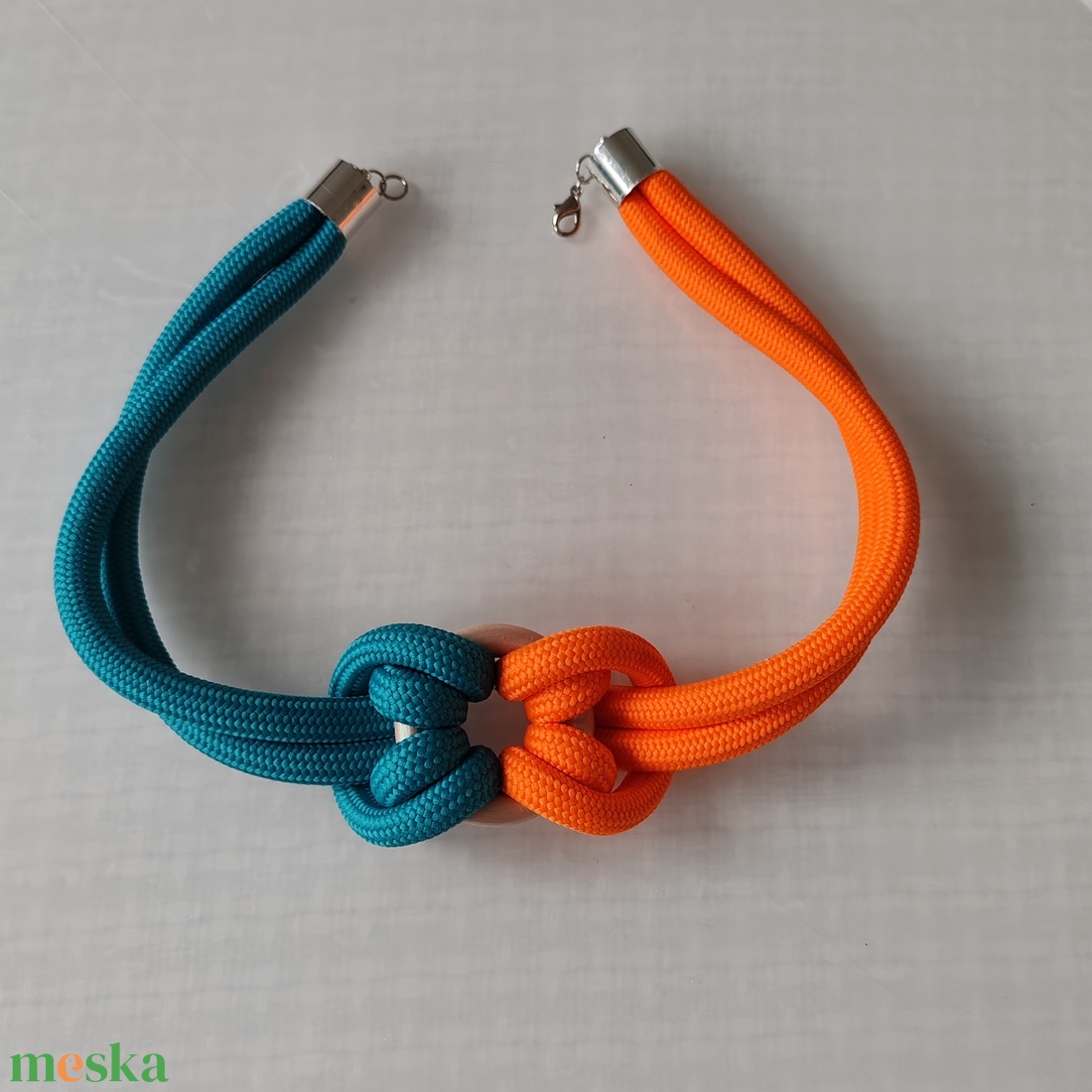 Turquoise - Orange Loop � 2 in 1 formaváltó, kétoldalas matrózcsomós nyaklánc (Pillangó és Virág motívum) - ékszer - nyaklánc - statement nyaklánc - Meska.hu