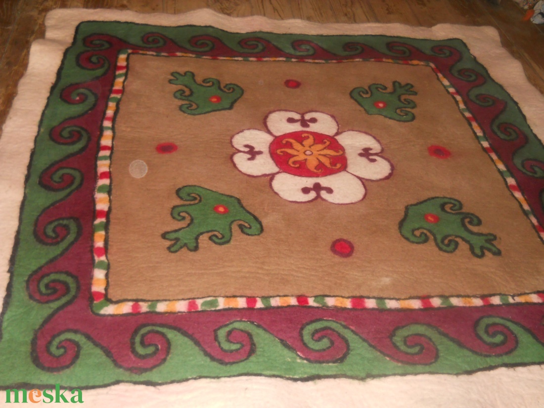 Nemezelt szőnyeg hun-avar mintákkal. - otthon & lakás - lakástextil - szőnyeg - más típusú szőnyeg - Meska.hu