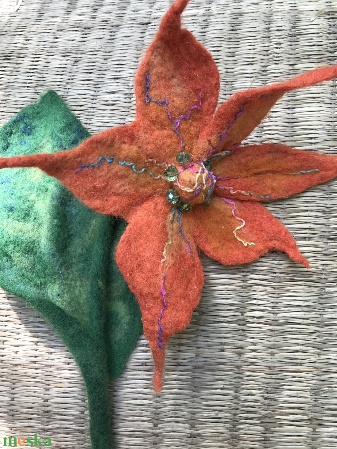 Ballagásra nemez virág - ünnepi díszek, dekorációk - húsvéti díszek és dekorációk - húsvéti asztaldíszek - Meska.hu