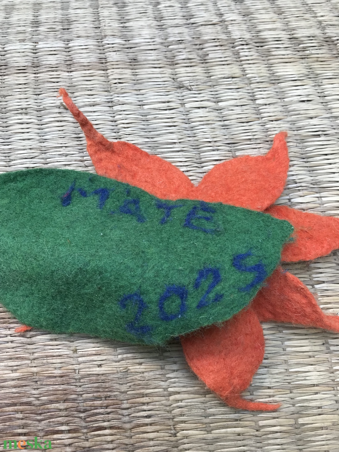 Ballagásra nemez virág - ünnepi díszek, dekorációk - húsvéti díszek és dekorációk - húsvéti asztaldíszek - Meska.hu