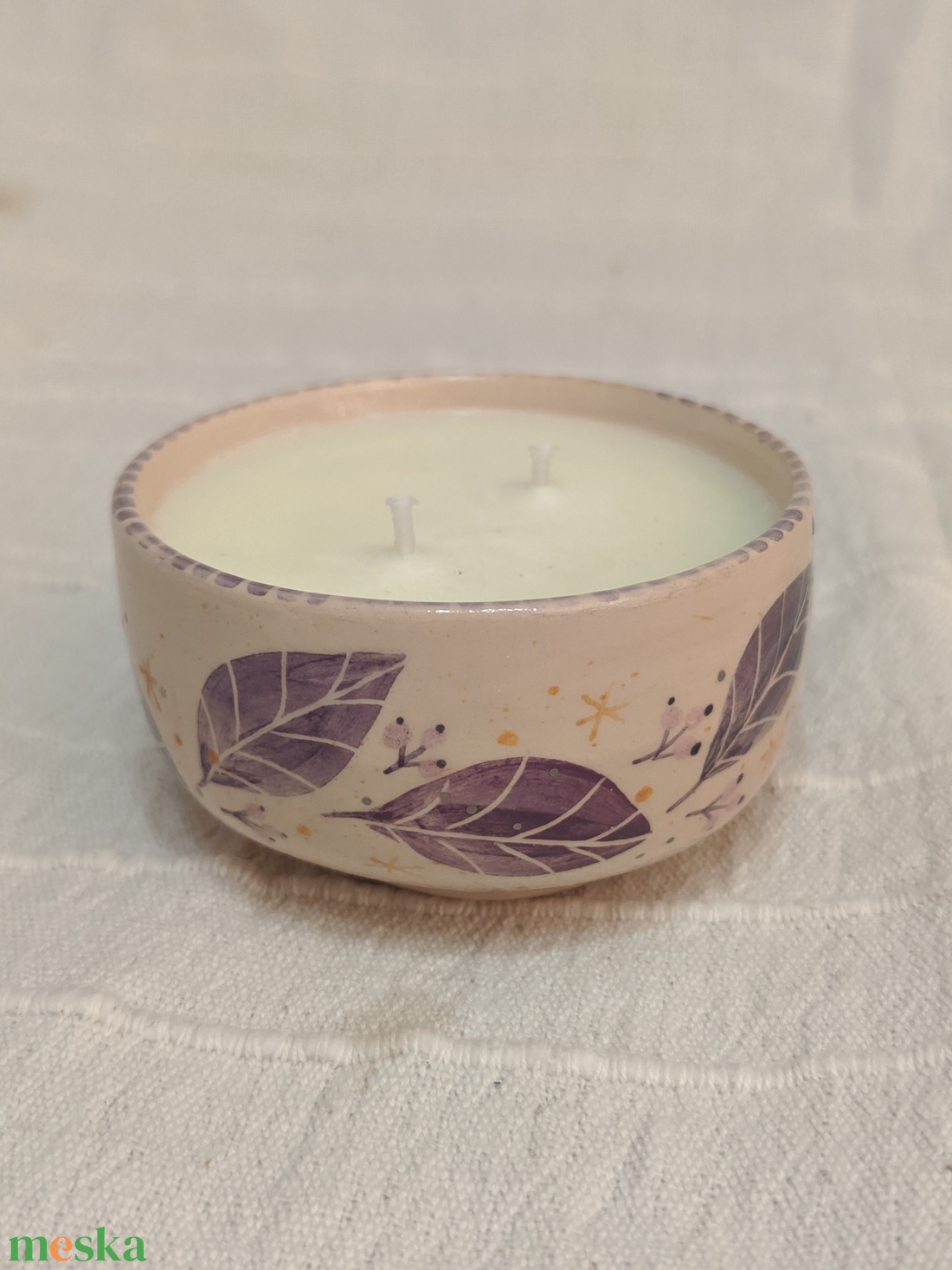 Szójaviasz illatgyertya-kézzel festett kerámiában - karácsony - karácsonyi lakásdekoráció - karácsonyi illatgyertya, mécses - Meska.hu
