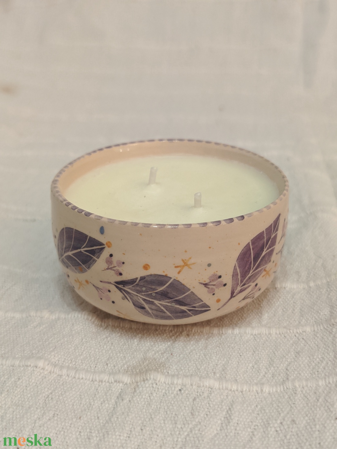 Szójaviasz illatgyertya-kézzel festett kerámiában - karácsony - karácsonyi lakásdekoráció - karácsonyi illatgyertya, mécses - Meska.hu