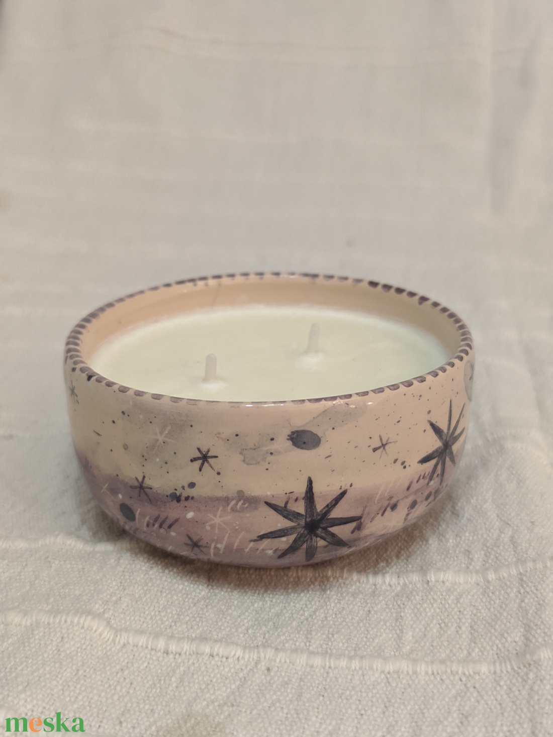 Szójaviasz illatgyertya-kézzel festett kerámiában - karácsony - karácsonyi lakásdekoráció - karácsonyi illatgyertya, mécses - Meska.hu