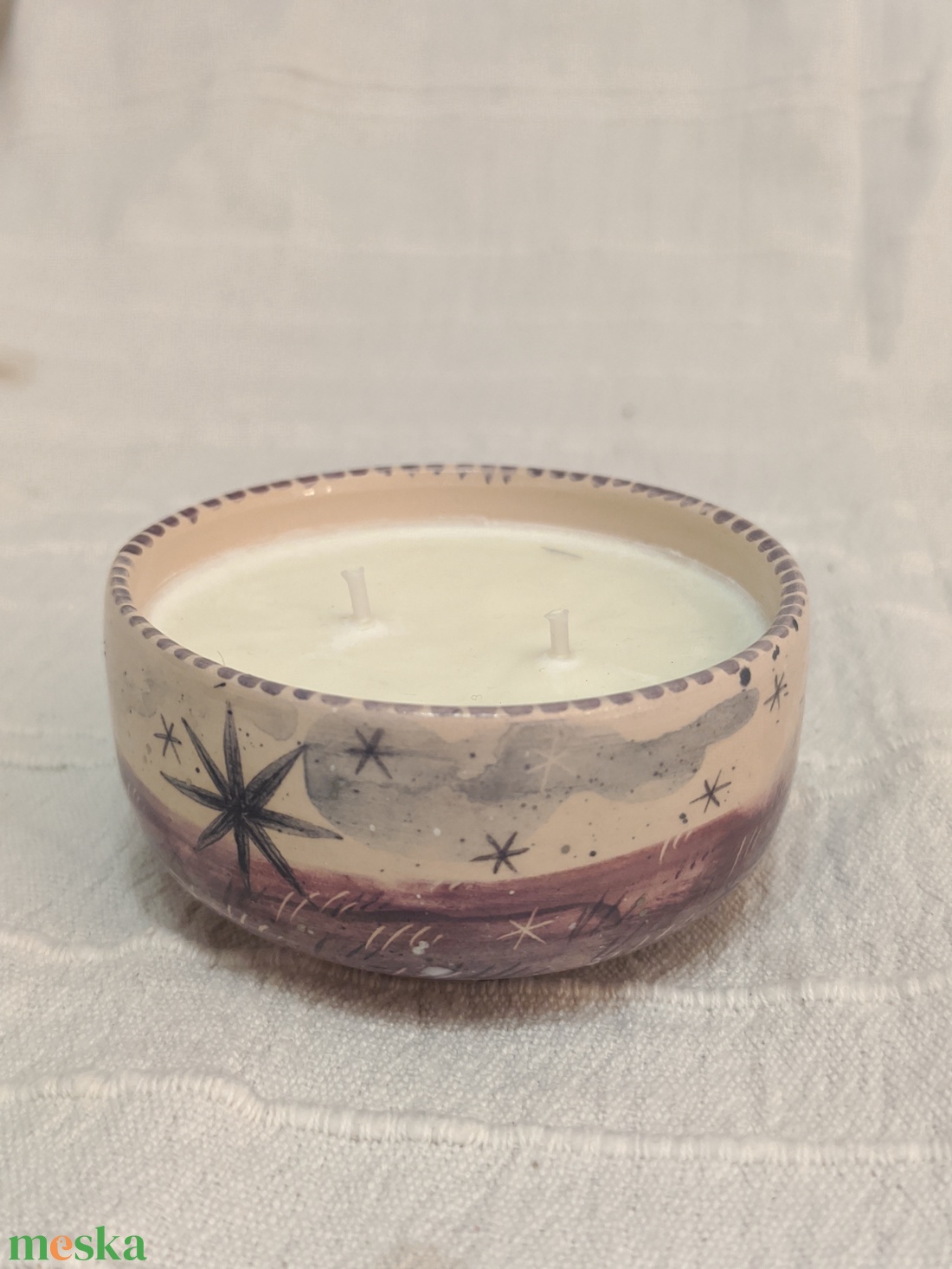 Szójaviasz illatgyertya-kézzel festett kerámiában - karácsony - karácsonyi lakásdekoráció - karácsonyi illatgyertya, mécses - Meska.hu