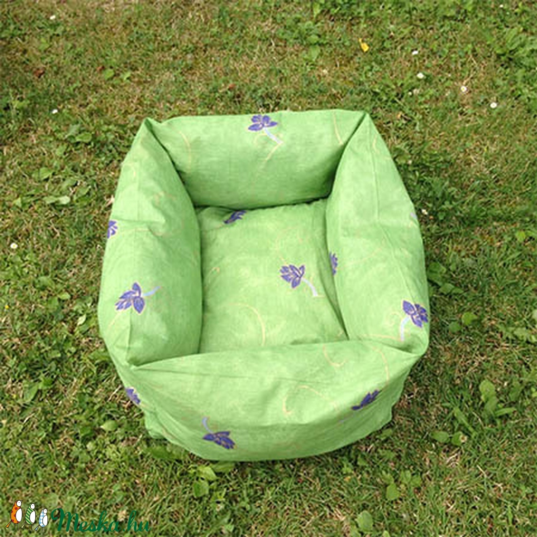 Zöld, lila mintás cicaágy, kutyaágy kivehető párnával -  - Meska.hu