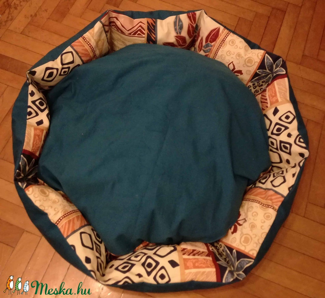 Kutyaágy mintás anyagból -  - Meska.hu