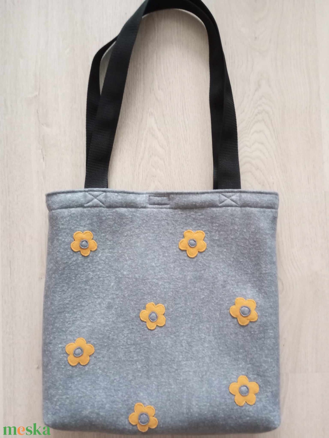 Filctáska virágokkal - sárga - táska & tok - bevásárlás & shopper táska - shopper, textiltáska, szatyor - Meska.hu Filctáska virágokkal - sárga - táska & tok - bevásárlás & shopper táska - shopper, textiltáska, szatyor - Meska.hu