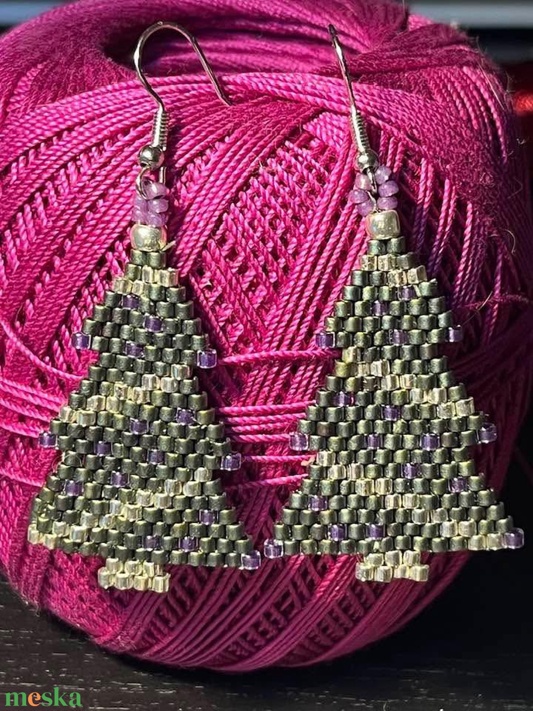 Karácsonyi fenyőfás fülbevaló - ékszer - fülbevaló - lógó fülbevaló - Meska.hu