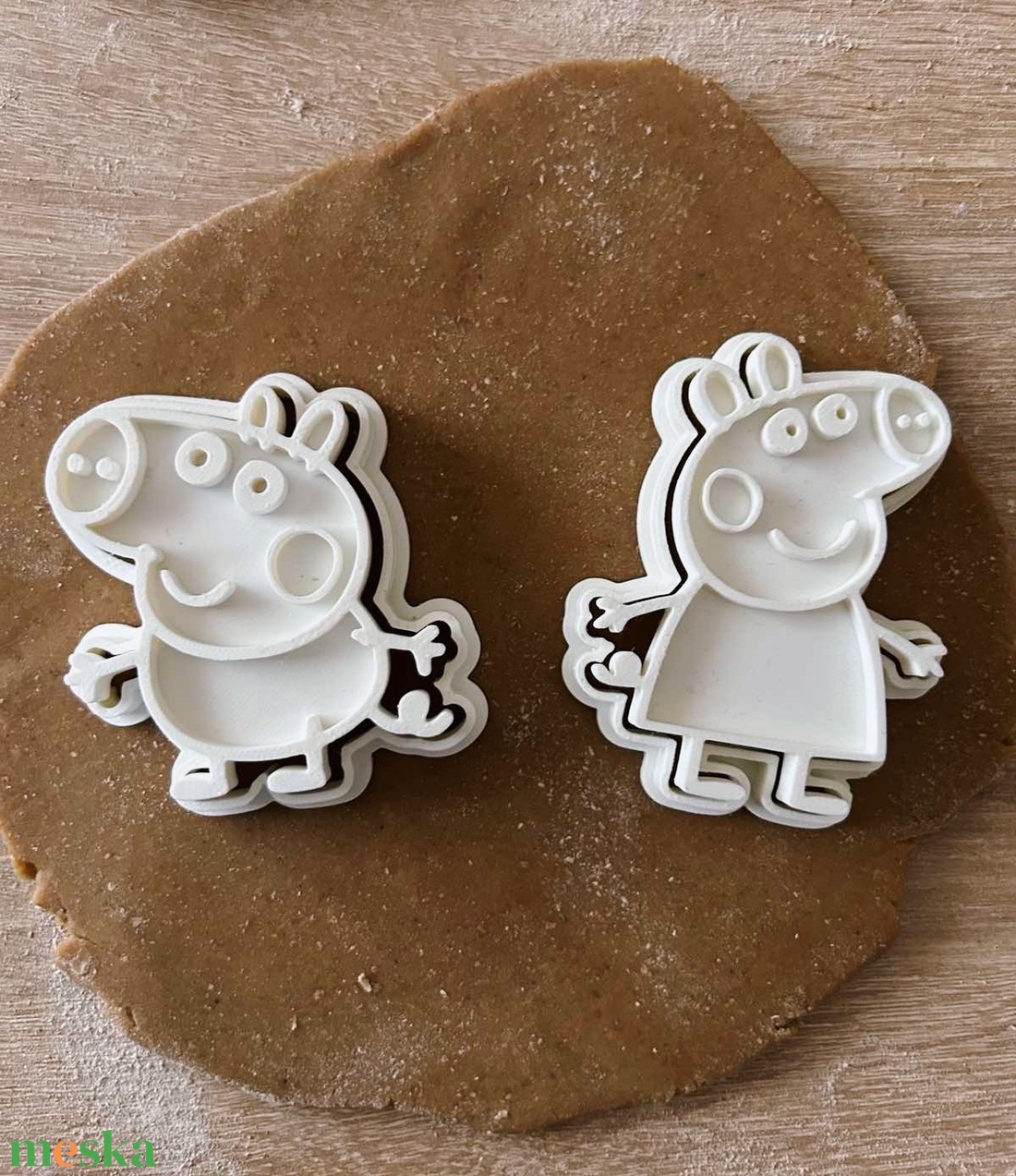 Peppa malac és Zsoli sütikiszúró és pecsét forma - otthon & életmód - konyhafelszerelés, tálalás - sütés, főzés - sütikiszúró - Meska.hu Peppa malac és Zsoli sütikiszúró és pecsét forma - otthon & életmód - konyhafelszerelés, tálalás - sütés, főzés - sütikiszúró - Meska.hu