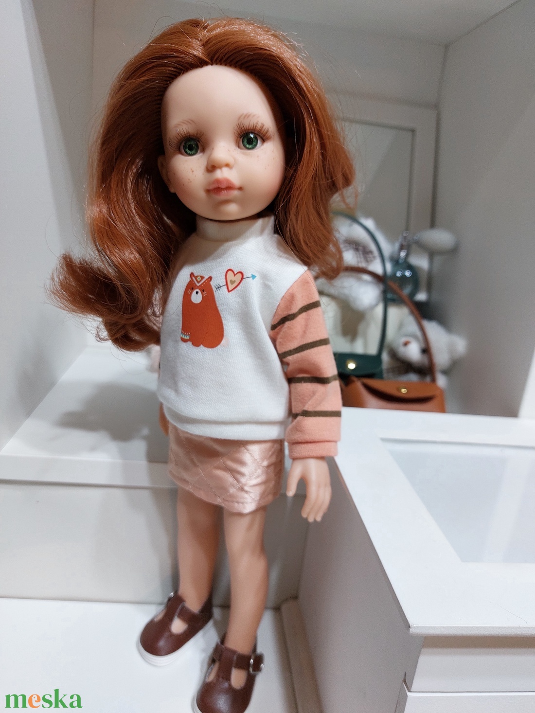 Paola Reina macis csíkos ujjú pulcsis szett - játék & sport - baba & babaház - babaruha, babakellék - Meska.hu Paola Reina macis csíkos ujjú pulcsis szett - játék & sport - baba & babaház - babaruha, babakellék - Meska.hu