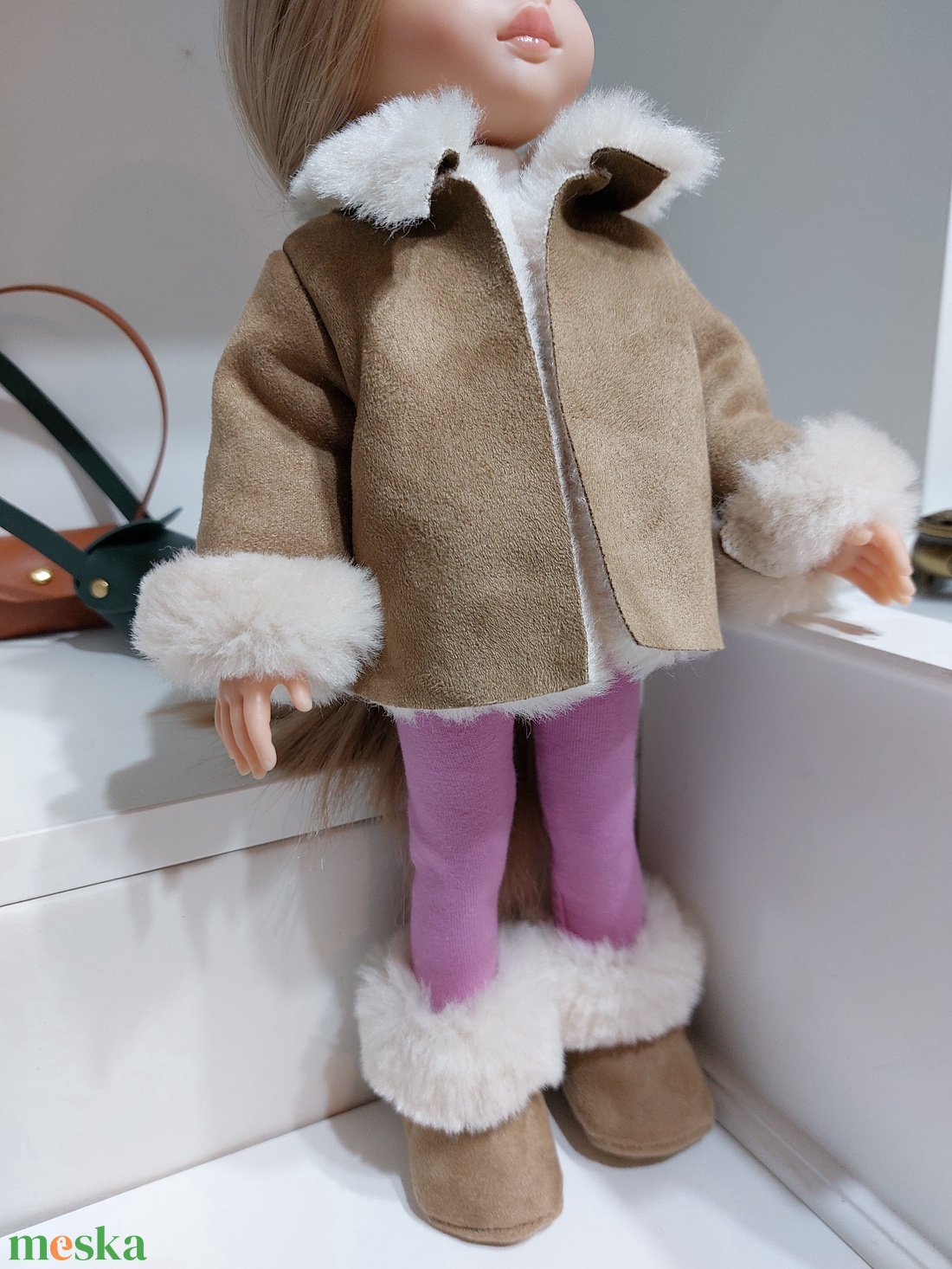 Paola Reina rövid mogyoróbarna szőrmekabátka - játék & sport - baba & babaház - babaruha, babakellék - Meska.hu