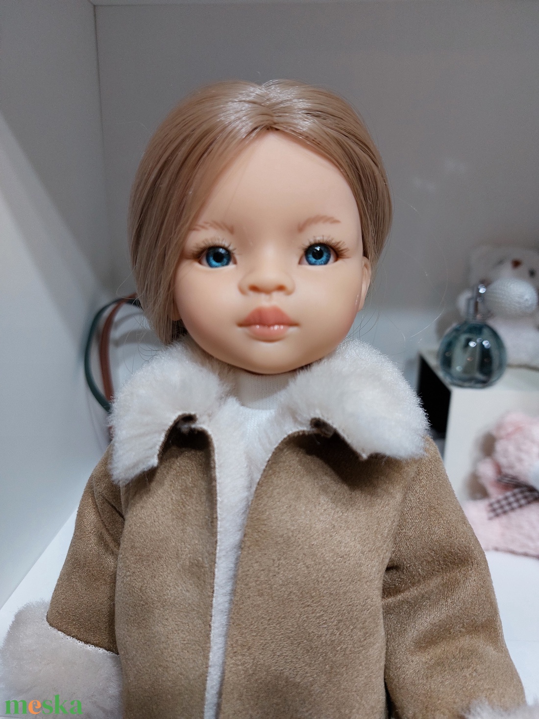 Paola Reina rövid mogyoróbarna szőrmekabátka - játék & sport - baba & babaház - babaruha, babakellék - Meska.hu