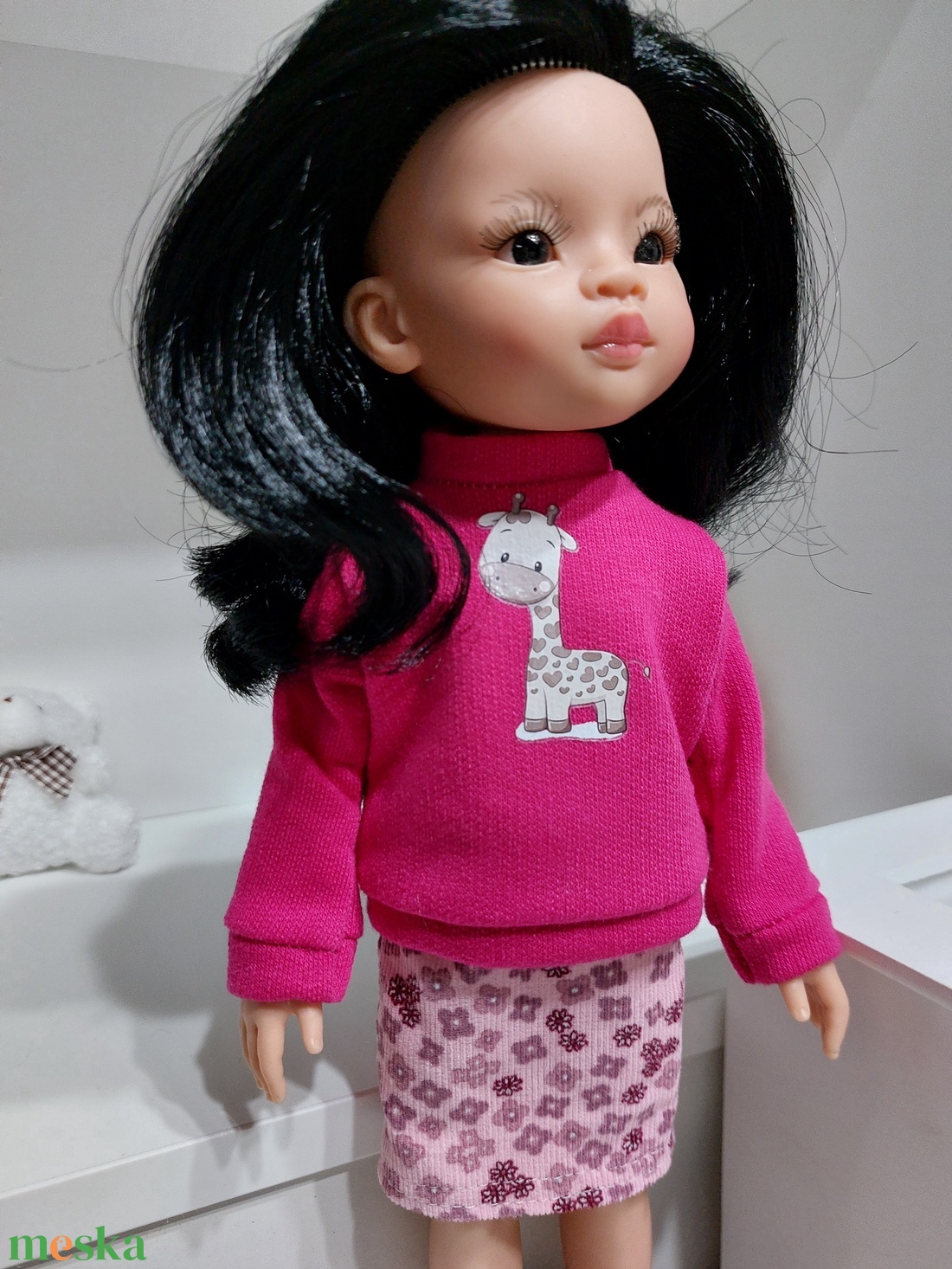 Paola Reina zsiráfos pulcsis-szoknyás szett - játék & sport - baba & babaház - babaruha, babakellék - Meska.hu