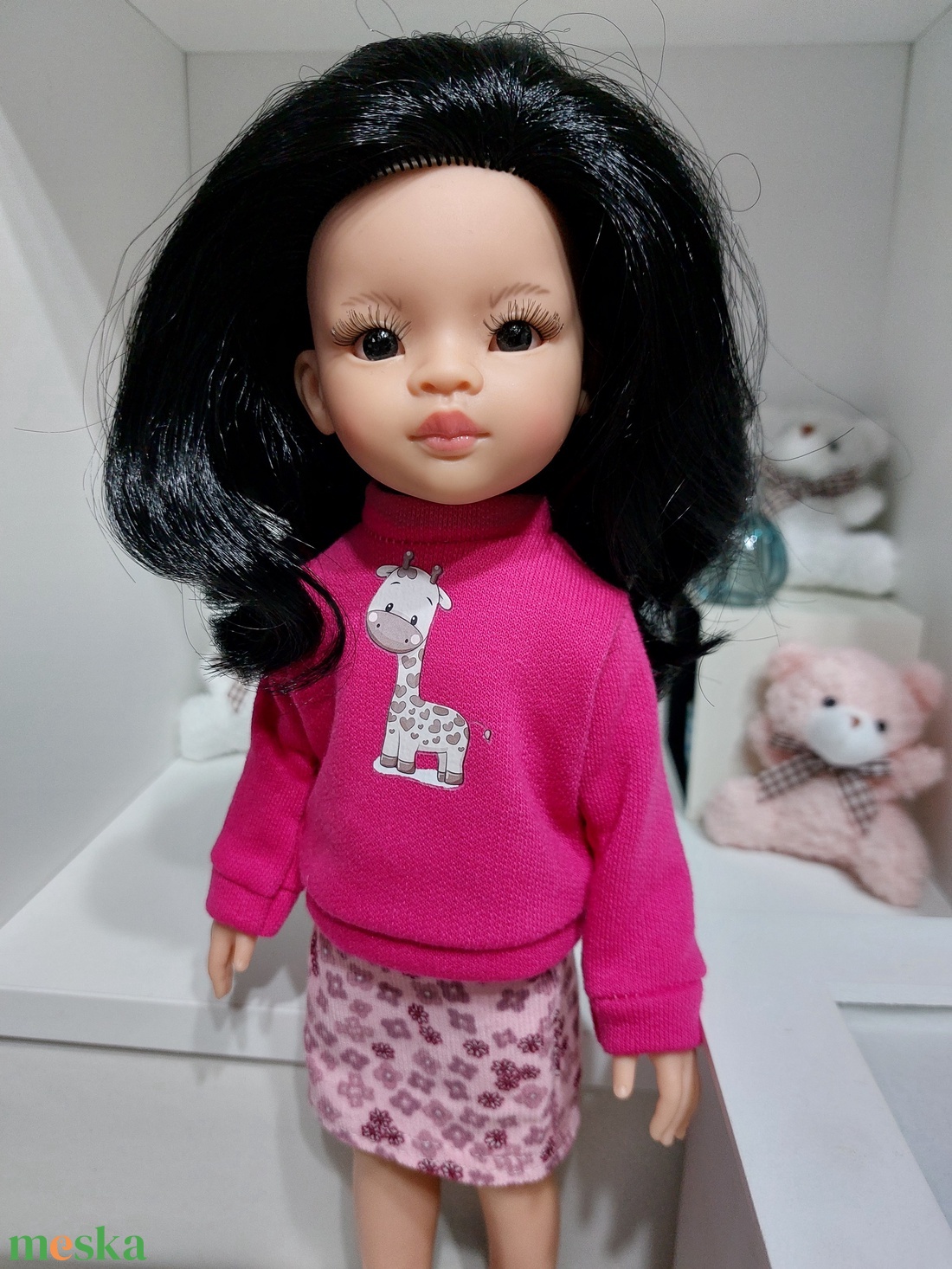 Paola Reina zsiráfos pulcsis-szoknyás szett - játék & sport - baba & babaház - babaruha, babakellék - Meska.hu