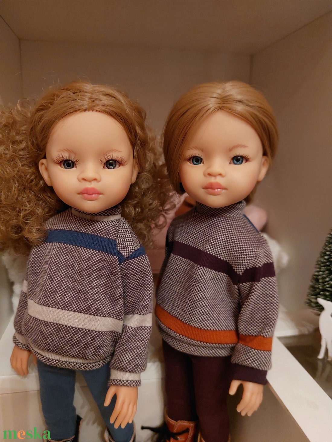 Paola Reina kékes csíkos pulcsis szett - játék & sport - baba & babaház - babaruha, babakellék - Meska.hu