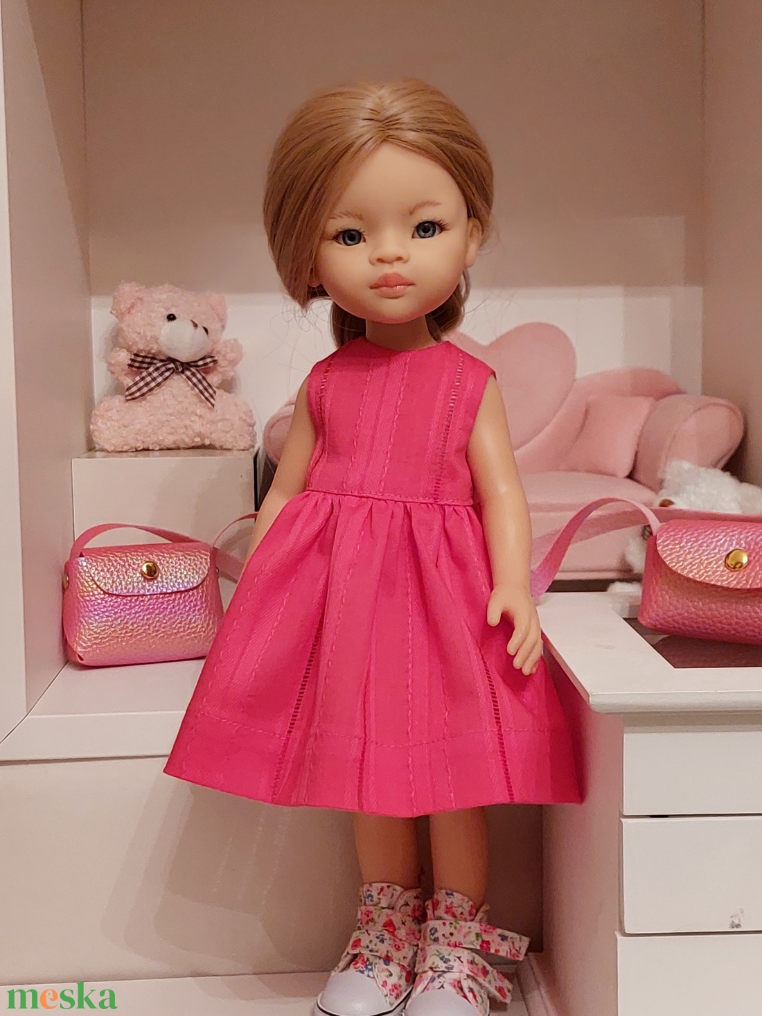 Paola Reina sötétrózsaszín ujjatlan ruha - játék & sport - baba & babaház - játékbaba, babakellék - Meska.hu