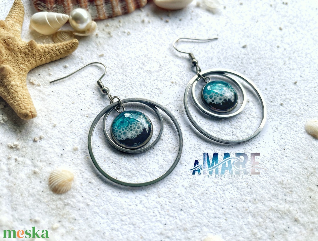 aMare� epoxigyanta lógós fülbevaló, tengerpart, hullám, nyár - ékszer - fülbevaló - lógós kerek fülbevaló - Meska.hu