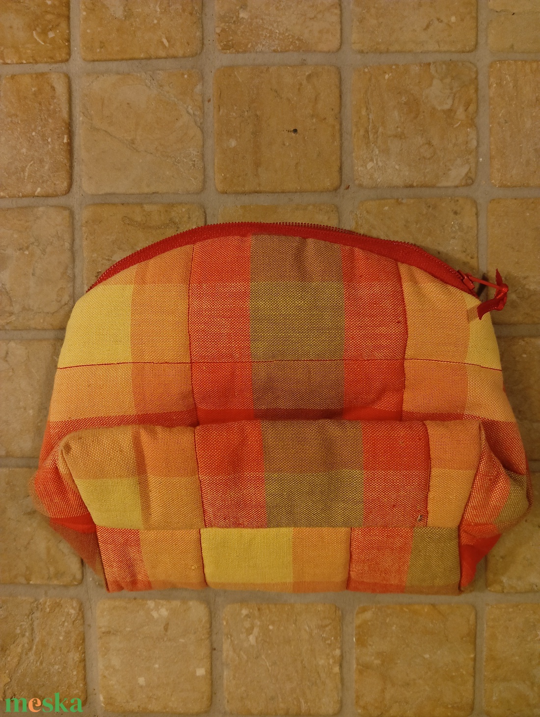 Neszeszer - piros-sárga kockás - táska & tok - neszesszer - Meska.hu