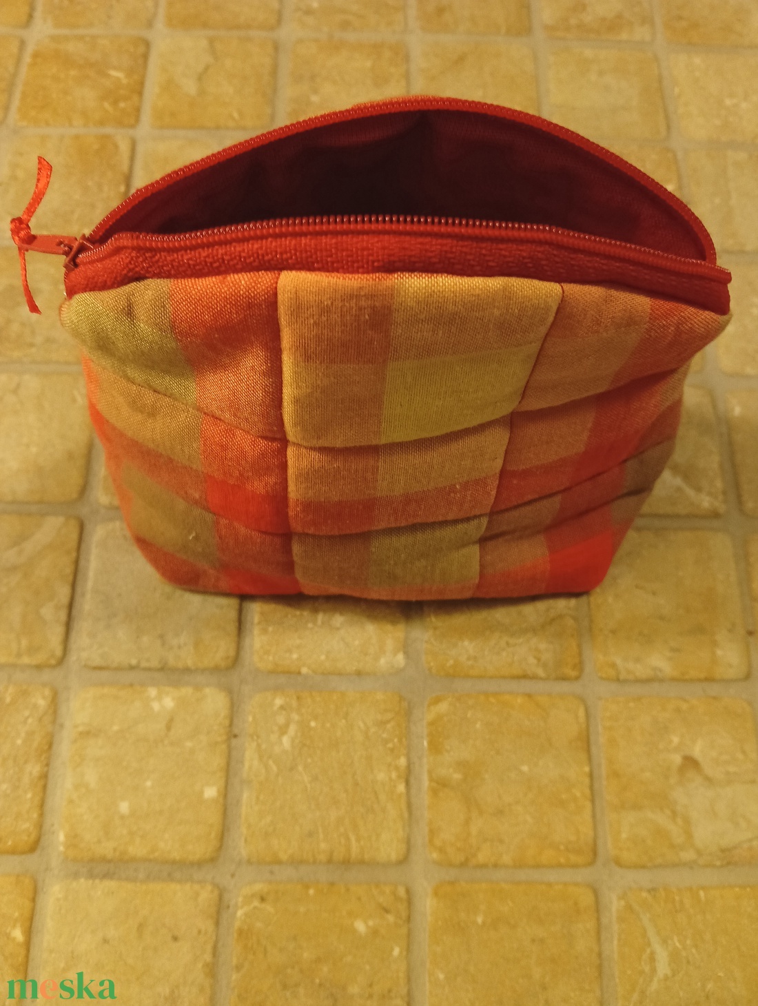 Neszeszer - piros-sárga kockás - táska & tok - neszesszer - Meska.hu